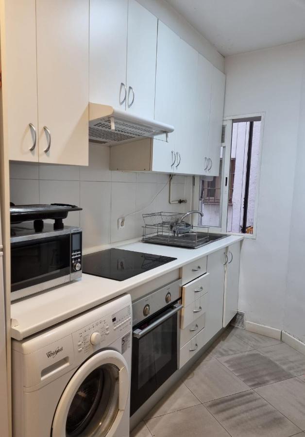 Habitacion Matrimonial En Piso Compartido En El Centro De Madrid Daire Dış mekan fotoğraf